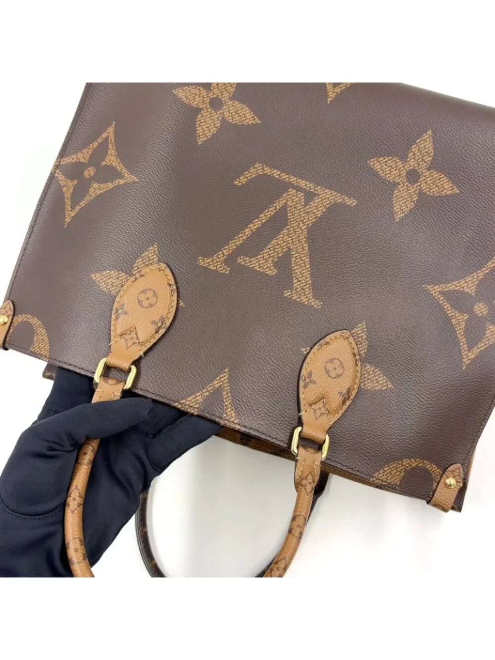 Louis Vuitton On The Go MM Monogram Giant Leather Brown Black Light Tote Gold